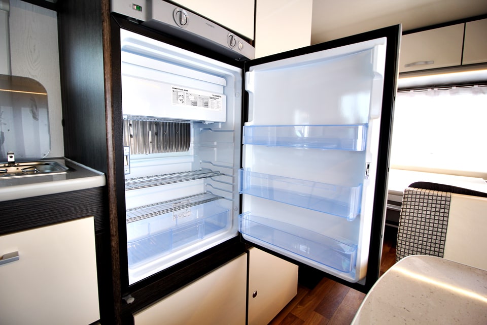 80L大型冷蔵庫(冷凍庫付き)