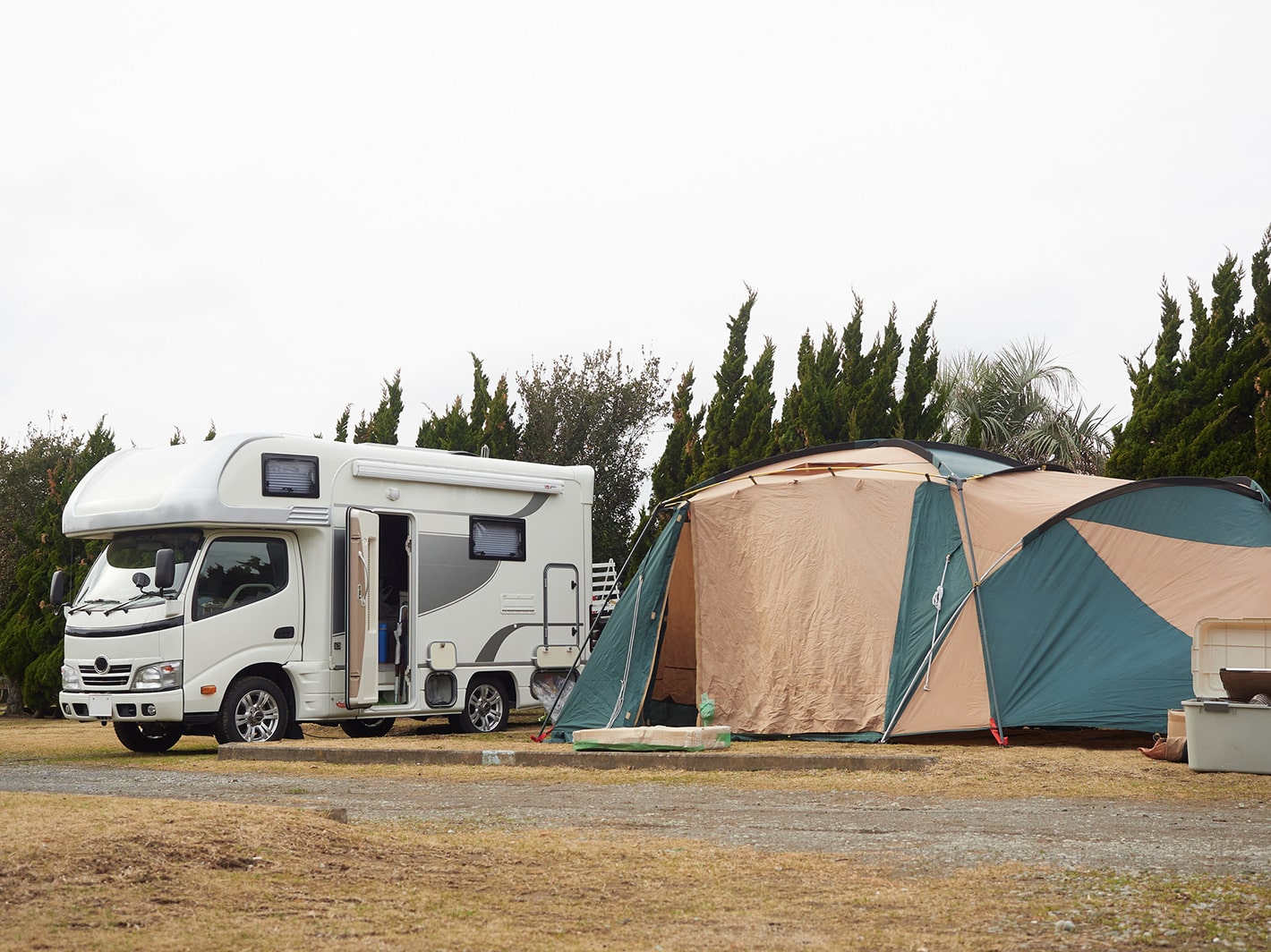 マナーを守って泊まろう キャンピングカーで利用できる宿泊場所 キャンピングカーコラム キャンピングカーのフジ 株式会社フジカーズジャパン