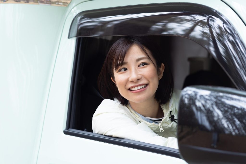 【軽トラキャン】着脱式シェルが特徴の軽キャンピングカー