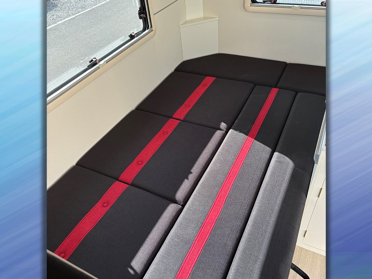 千歳レンタルステーション(北海道)取り扱いレンタルキャンピングカー キャンパーワイド 画像