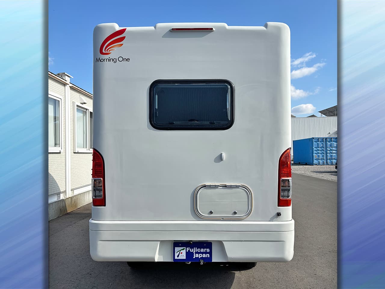 千歳レンタルステーション(北海道)取り扱いレンタルキャンピングカー キャンパーワイド 画像