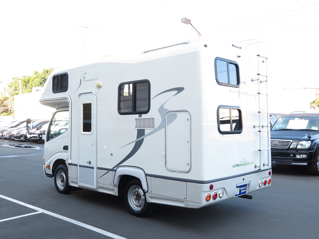 千歳レンタルステーション(北海道)取り扱いレンタルキャンピングカー クレソン 画像