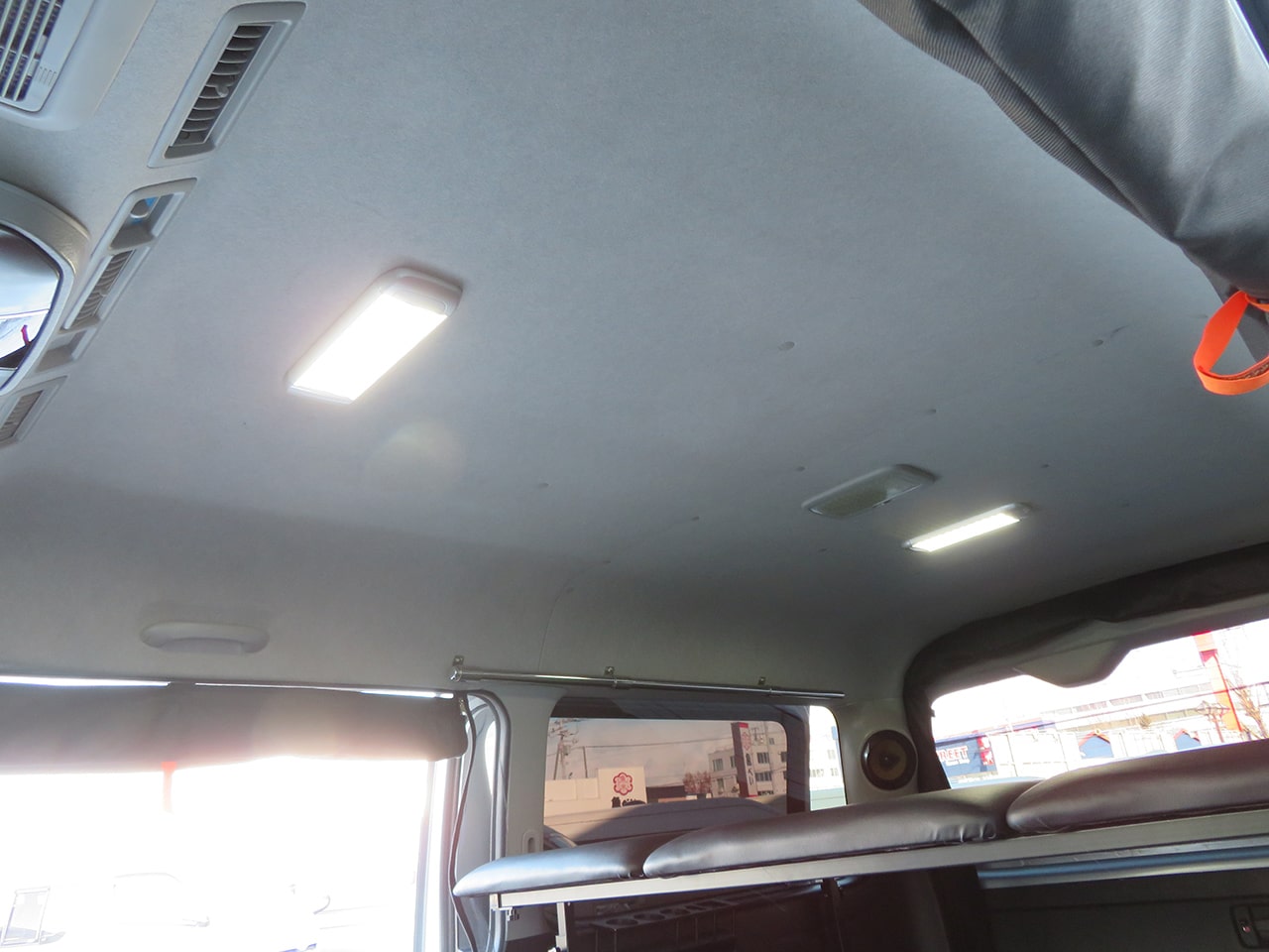 千歳レンタルステーション(北海道)取り扱いレンタルキャンピングカー エフジェイ車中泊 A 画像