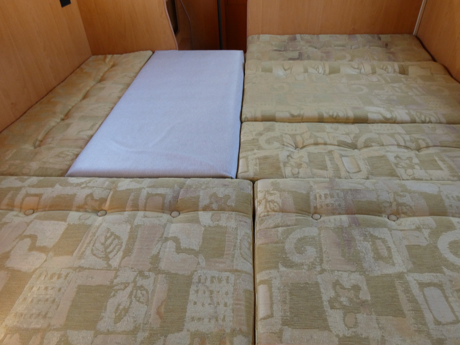 キャンピングカー キャブコン ﾊﾞﾝﾃｯｸ ｼﾞﾙ FF ｶﾞｽ温水ﾎﾞｲﾗｰ