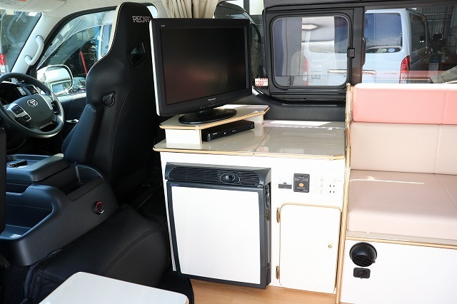 キャンピングカー バンコン ﾊｲｴｰｽかｰいんてりあ高橋ﾘﾗｯｸｽﾜｺﾞﾝ ﾀｲﾌﾟ3