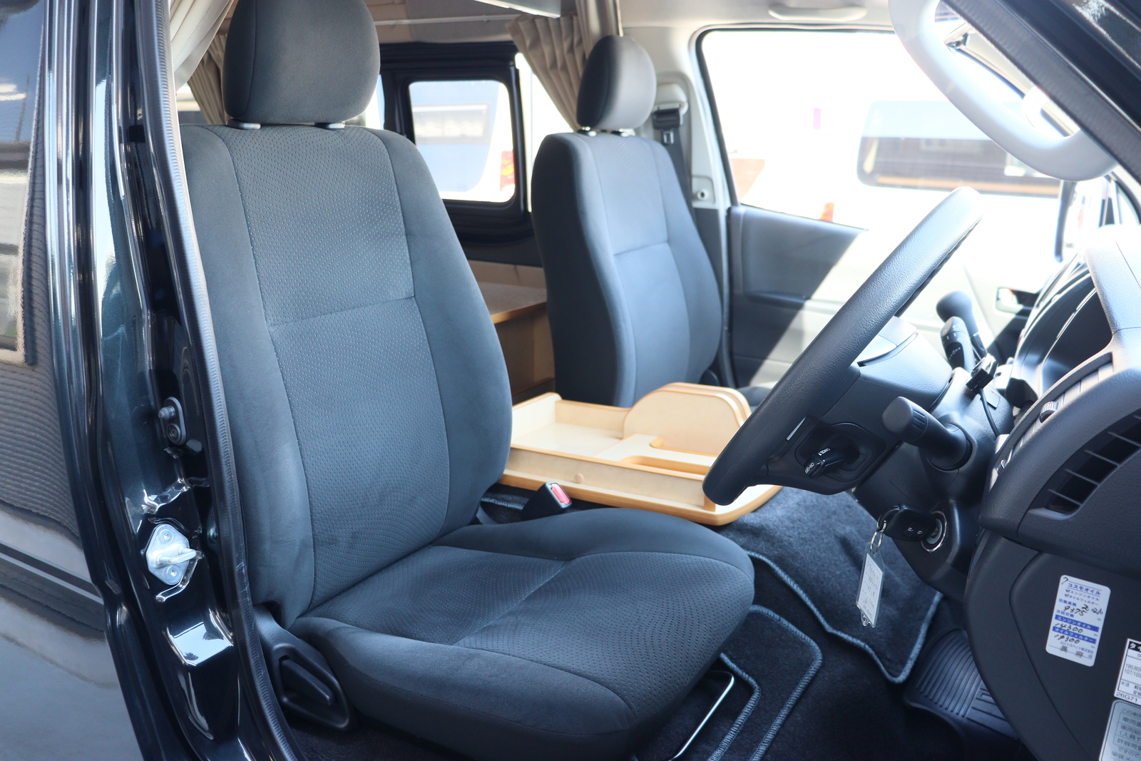 キャンピングカー バンコン ﾊｲｴｰｽ FOCS DSｺﾝﾊﾟｸﾄ