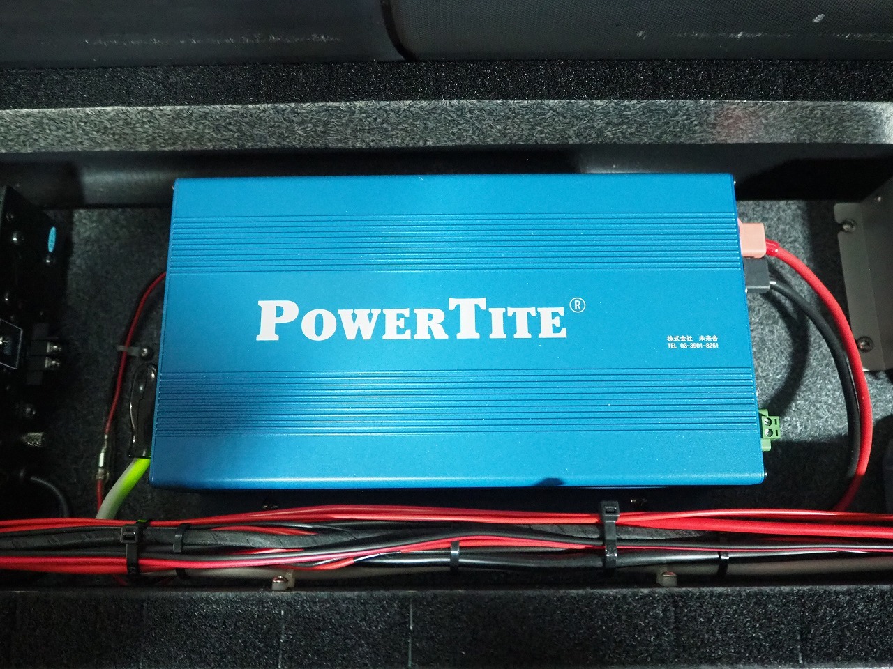 キャンピングカー バンコン ﾊｲｴｰｽﾆｰｽﾞBOXﾍﾞｯﾄﾞｷｯﾄ4WD　FFﾋｰﾀｰ