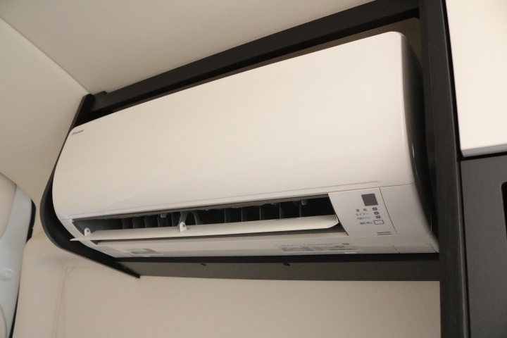 キャンピングカー バンコン ﾊｲｴｰｽ ﾄｲﾌｧｸﾄﾘｰ ﾊﾞｰﾃﾞﾝｱﾙﾀﾓｰﾀﾞ　