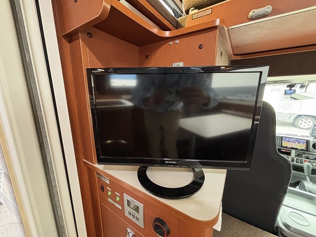 キャンピングカー キャブコン ｶﾑﾛｰﾄﾞ ﾅｯﾂRV ｸﾚｱ5.3Xｴﾎﾞﾘｭｰｼｮﾝ