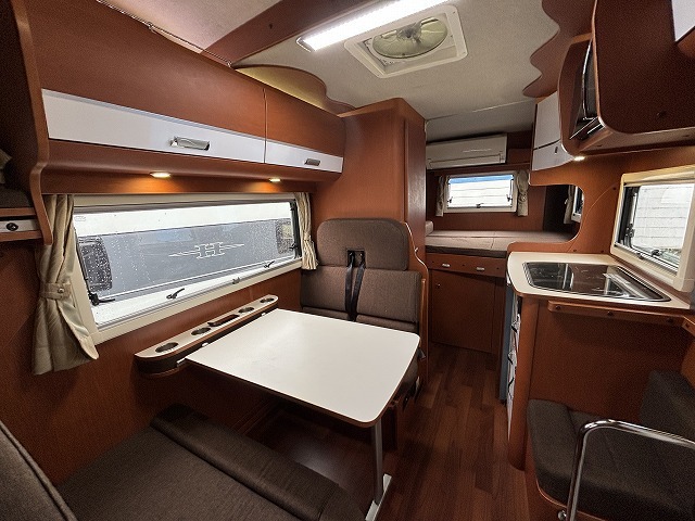 キャンピングカー キャブコン ｶﾑﾛｰﾄﾞ ﾅｯﾂRV ｸﾚｱ5.3Xｴﾎﾞﾘｭｰｼｮﾝ