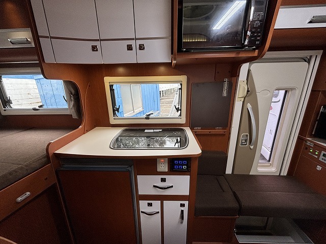 キャンピングカー キャブコン ｶﾑﾛｰﾄﾞ ﾅｯﾂRV ｸﾚｱ5.3Xｴﾎﾞﾘｭｰｼｮﾝ