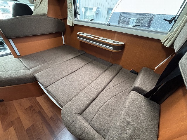 キャンピングカー キャブコン ｶﾑﾛｰﾄﾞ ﾅｯﾂRV ｸﾚｱ5.3Xｴﾎﾞﾘｭｰｼｮﾝ