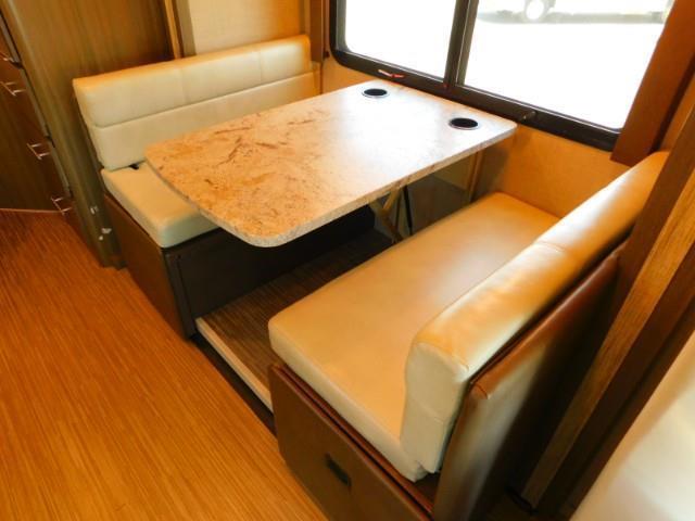 キャンピングカー キャブコン ﾌｫｰﾄﾞﾄﾗﾝｼﾞｯﾄ ｺﾝﾊﾟｽ23TK