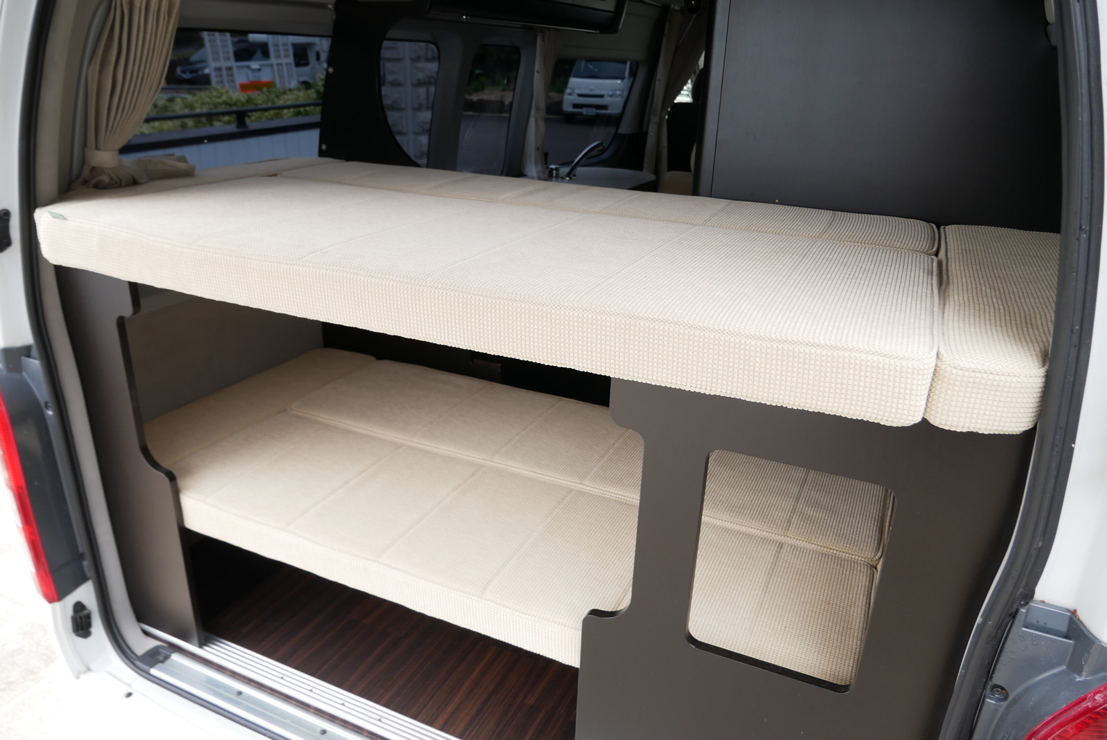 キャンピングカー バンコン ﾊｲｴｰｽ ﾄｲﾌｧｸﾄﾘｰ GT　12Vｸｰﾗｰ
