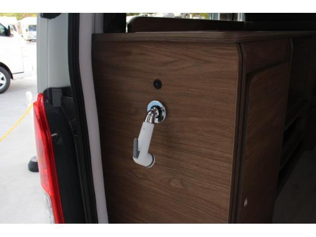 キャンピングカー バンコン ﾊｲｴｰｽ FOCS ﾘﾍﾞﾙﾀ 8型 Bｽﾀｲﾙ 新車即納