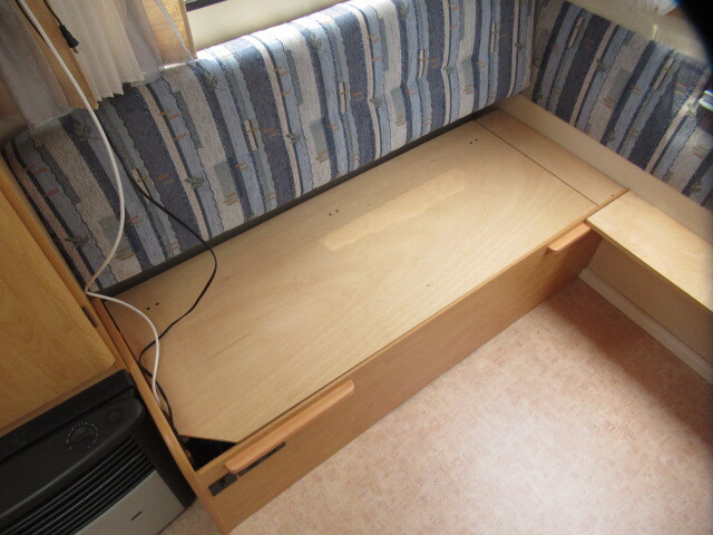 キャンピングカー トレーラー ﾄﾘｶﾞﾉ ｽﾀｰﾚｯﾄ370CE ※名変書類無し