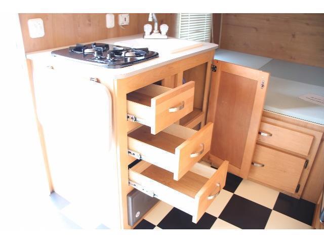 キャンピングカー トレーラー ﾘﾊﾞｰｻｲﾄﾞRV ﾚﾄﾛ166 要牽引免許