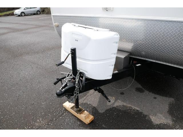 キャンピングカー トレーラー ﾘﾊﾞｰｻｲﾄﾞRV ﾄｲﾎｰﾗｰ826 要けん引免許