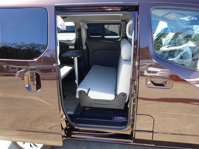 キャンピングカー バンコン NV200ﾊﾞﾈｯﾄ FOCS Luz 新車即納可能