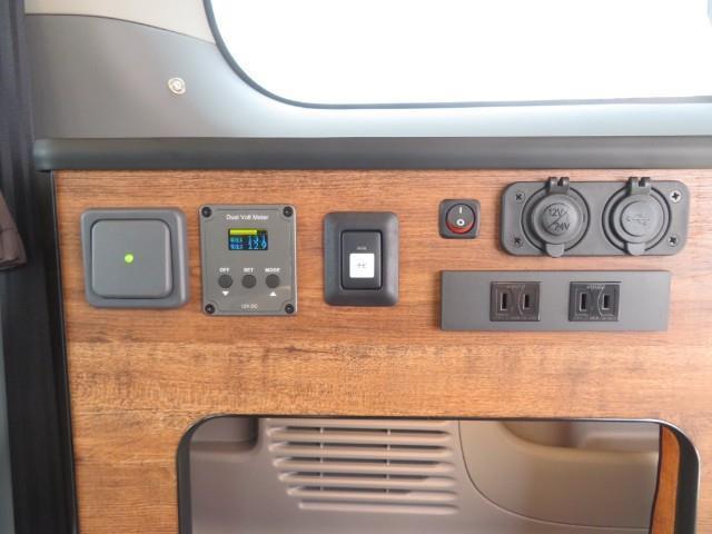 キャンピングカー バンコン NV200ﾊﾞﾈｯﾄ FOCS Luz(ﾙｿ) 新車即納車