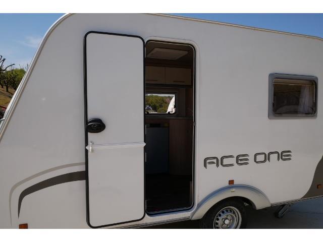 キャンピングカー トレーラー  ｴｰｽﾜﾝ330ﾙｰﾑ 家庭用AC　登録済み未使用車