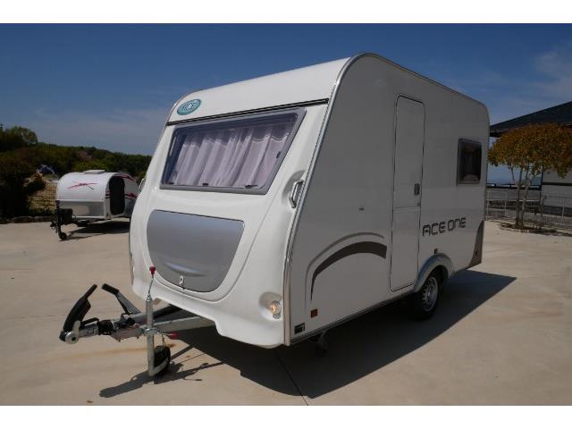 キャンピングカー トレーラー  ｴｰｽﾜﾝ330ﾙｰﾑ 家庭用AC　登録済み未使用車