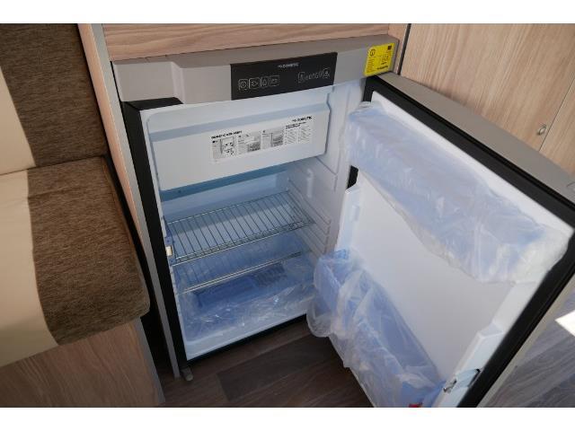 キャンピングカー トレーラー  ｴｰｽﾜﾝ330ﾙｰﾑ 家庭用AC　登録済み未使用車