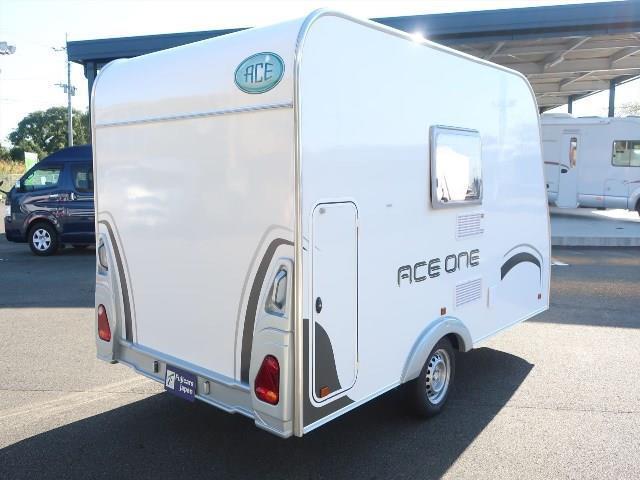 キャンピングカー トレーラー ｴｰｽｷｬﾗﾊﾞﾝｽﾞ ｴｰｽﾜﾝ330DL FF 新車