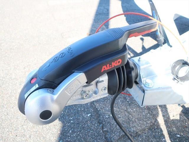 キャンピングカー トレーラー ｴｰｽｷｬﾗﾊﾞﾝｽﾞ ｴｰｽﾜﾝ330DL FF 新車