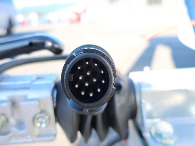 キャンピングカー トレーラー ｴｰｽｷｬﾗﾊﾞﾝｽﾞ ｴｰｽﾜﾝ330DL FF 新車