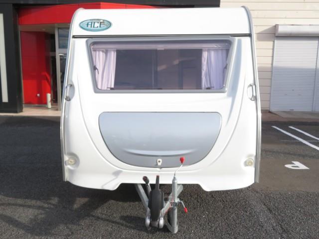 キャンピングカー トレーラー ｴｰｽｷｬﾗﾊﾞﾝｴｰｽﾜﾝ330DL新車即納 牽引免許不要