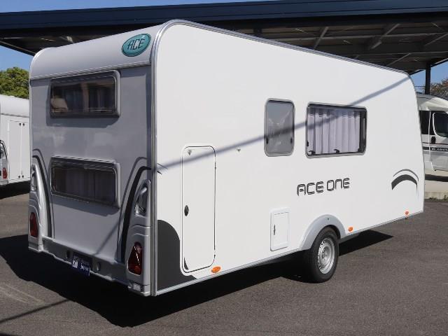 キャンピングカー トレーラー ｴｰｽｷｬﾗﾊﾞﾝ ｴｰｽﾜﾝ510CDL展示車 要牽引免許