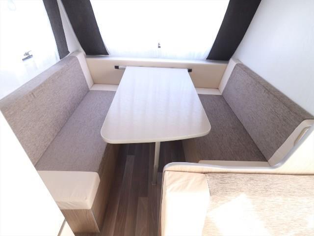 キャンピングカー トレーラー ｴｰｽｷｬﾗﾊﾞﾝ ｴｰｽﾜﾝ510CDL展示車 要牽引免許