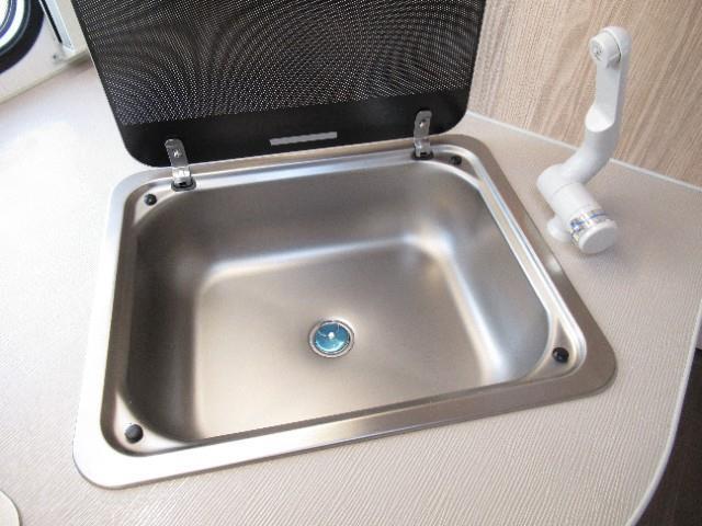 キャンピングカー トレーラー ｴｰｽｷｬﾗﾊﾞﾝｽﾞ　ｴｰｽ330DL　未使用車(未登録車)