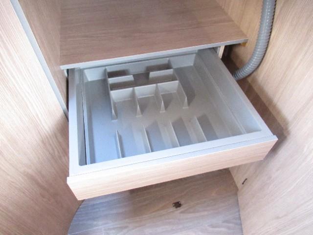 キャンピングカー トレーラー ｴｰｽｷｬﾗﾊﾞﾝｽﾞ　ｴｰｽ330DL　未使用車(未登録車)