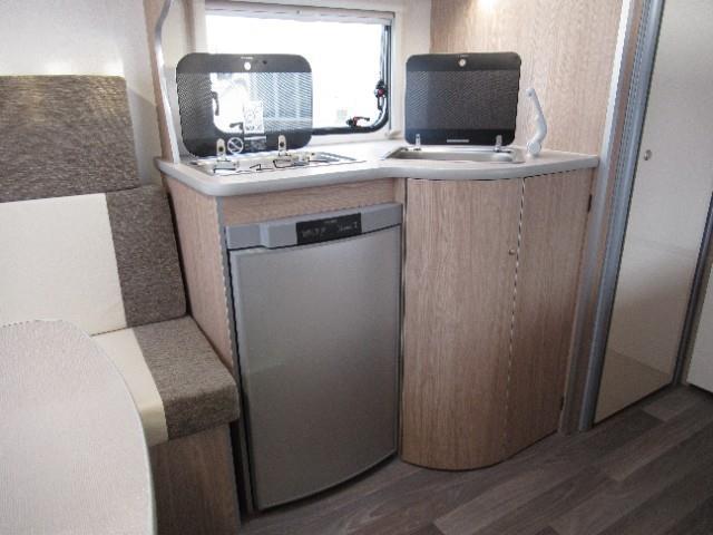 キャンピングカー トレーラー ｴｰｽｷｬﾗﾊﾞﾝｽﾞ　ｴｰｽ330DL　未使用車(未登録車)