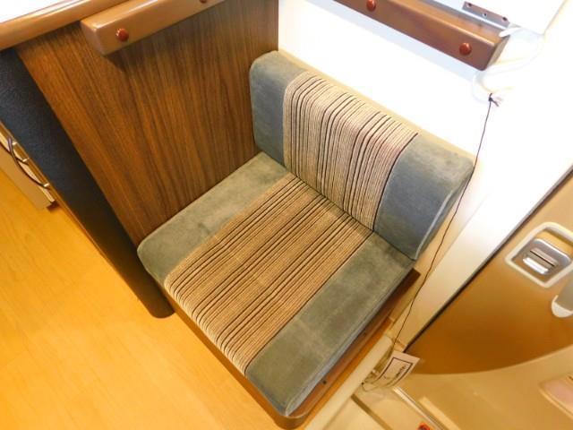 キャンピングカー キャブコン ｶﾑﾛｰﾄﾞ 東和 ｳﾞｫｰﾝR2B FFﾋｰﾀｰ