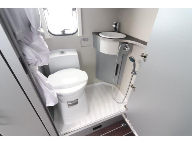 キャンピングカー トレーラー ｸﾅｳｽ ｽﾎﾟｰﾂｱﾝﾄﾞﾌｧﾝ480QL 家庭用ｴｱｺﾝ