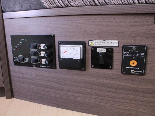 キャンピングカー キャブコン 東和 ｳﾞｫｰﾝR2Bｽﾞｨｰﾍﾞﾝ家庭用AC ｿｰﾗｰ