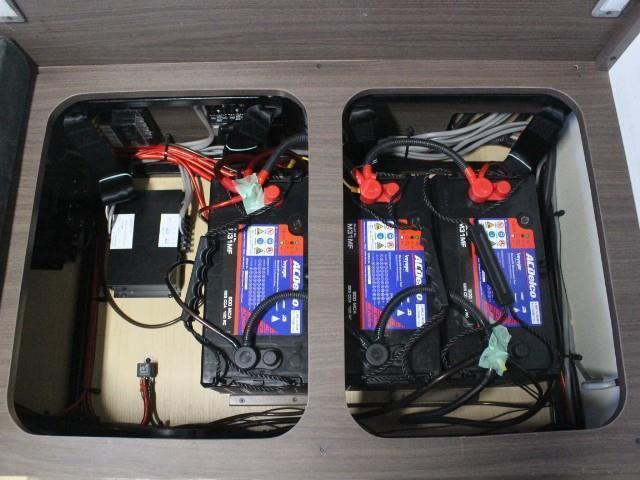 キャンピングカー キャブコン 東和 ｳﾞｫｰﾝR2Bｽﾞｨｰﾍﾞﾝ家庭用AC ｿｰﾗｰ
