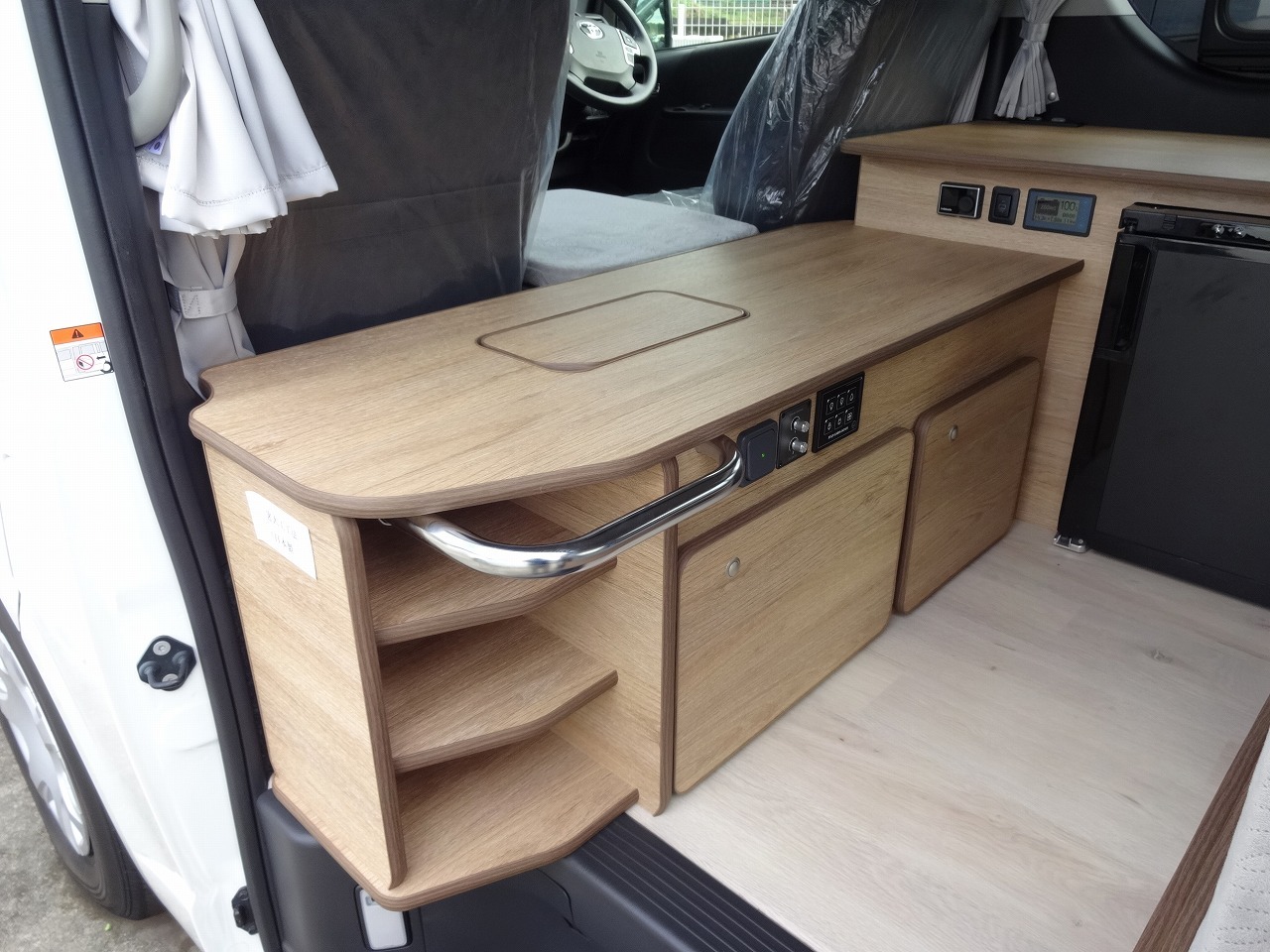 キャンピングカー バンコン ﾊｲｴｰｽ FOCS FIKA 新車展示車 ｵｰﾀﾞｰ受付中