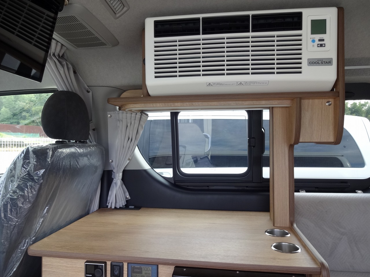 キャンピングカー バンコン ﾊｲｴｰｽ FOCS FIKA 新車展示車 ｵｰﾀﾞｰ受付中