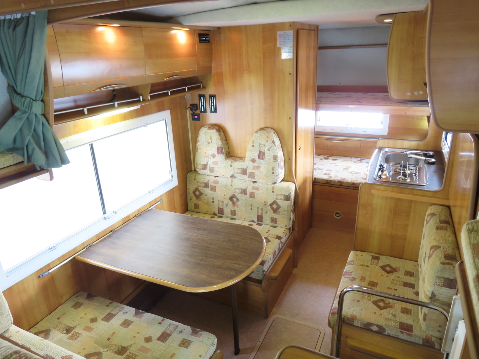 キャンピングカー キャブコン ｶﾑﾛｰﾄﾞ ﾊﾞﾝﾃｯｸ ｼﾞﾙ520 FFﾋｰﾀｰ