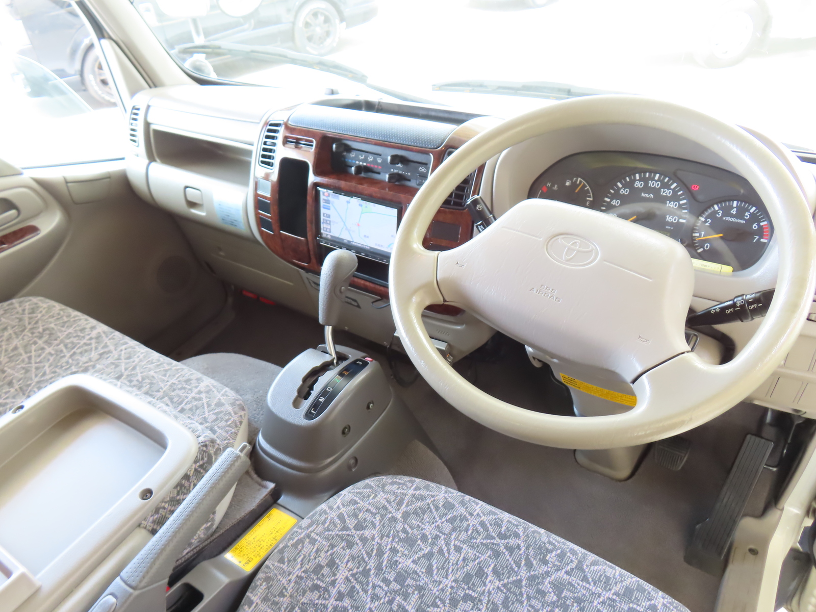 キャンピングカー キャブコン ｶﾑﾛｰﾄﾞ ﾊﾞﾝﾃｯｸ ｼﾞﾙ520 FFﾋｰﾀｰ