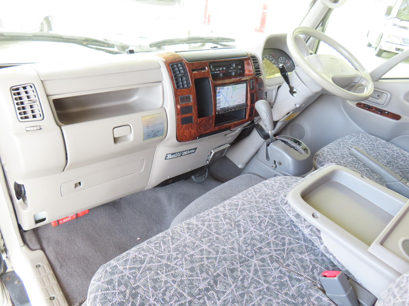 キャンピングカー キャブコン ｶﾑﾛｰﾄﾞ ﾊﾞﾝﾃｯｸ ｼﾞﾙ520 FFﾋｰﾀｰ