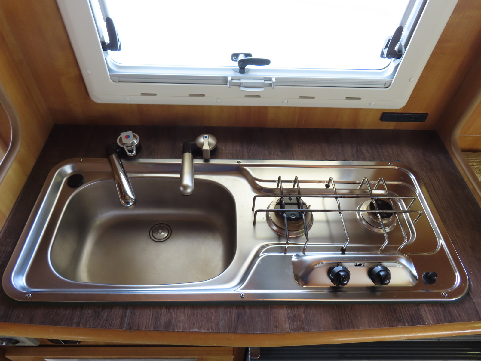 キャンピングカー キャブコン ｶﾑﾛｰﾄﾞ ﾊﾞﾝﾃｯｸ ｼﾞﾙ520 FFﾋｰﾀｰ