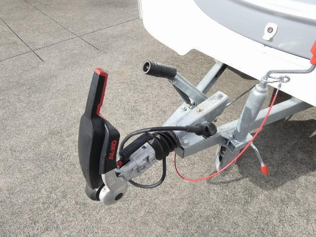 キャンピングカー トレーラー ｴｰｽｷｬﾗﾊﾞﾝ ｴｰｽ330ﾙｰﾑ 登録済未使用車