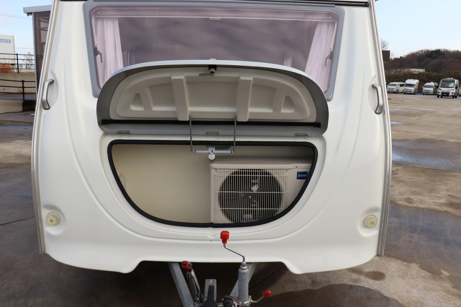 キャンピングカー トレーラー ｴｰｽｷｬﾗﾊﾞﾝ ｴｰｽ330ﾙｰﾑ 登録済未使用車