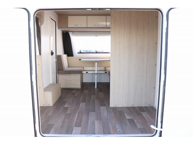 キャンピングカー トレーラー ｴｰｽﾜﾝ330ﾙｰﾑ 牽引免許不要 新車即納