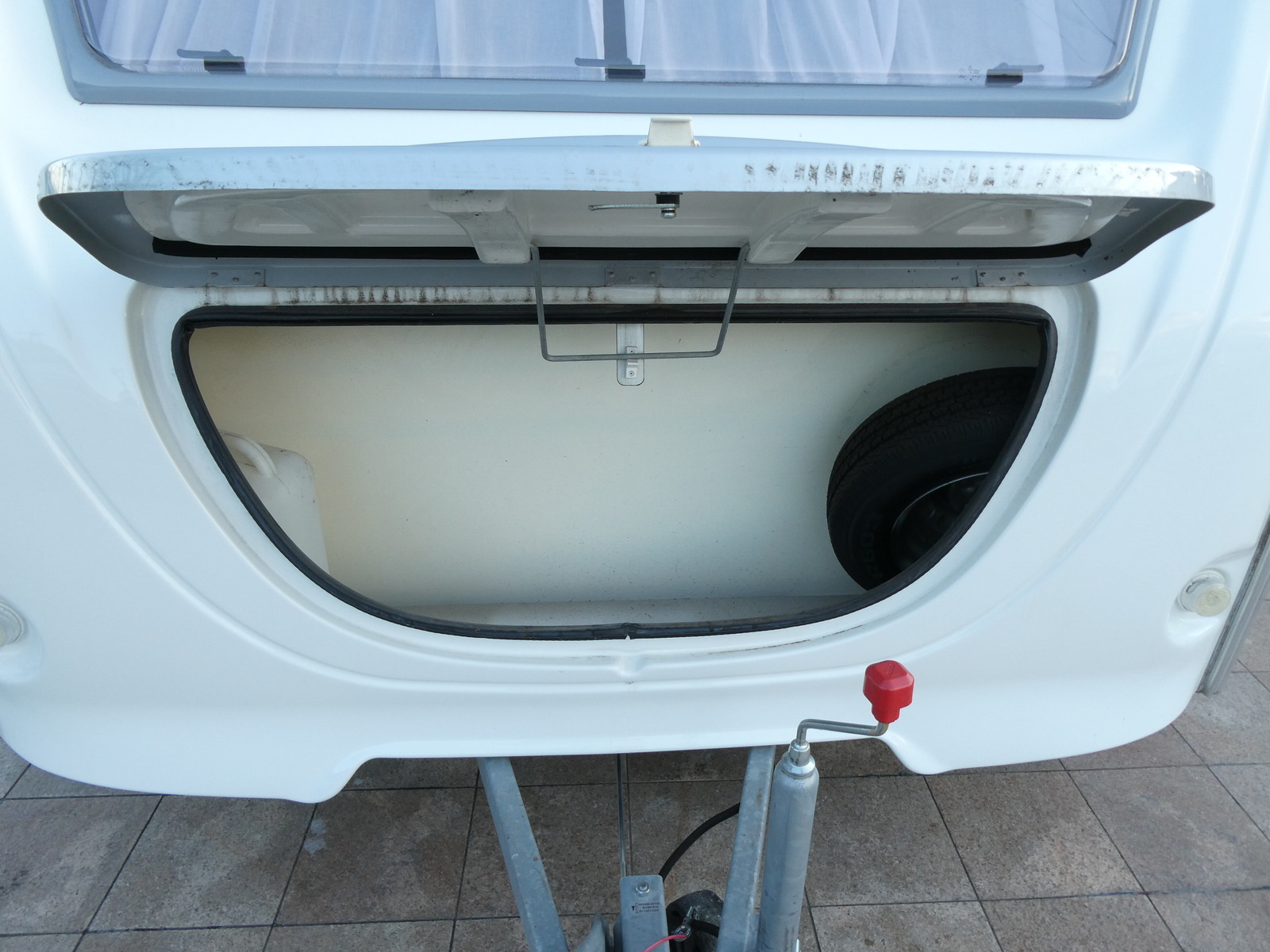 キャンピングカー トレーラー ｴｰｽｷｬﾗﾊﾞﾝｽﾞ　ｴｰｽ330DL　未使用車(未登録車)